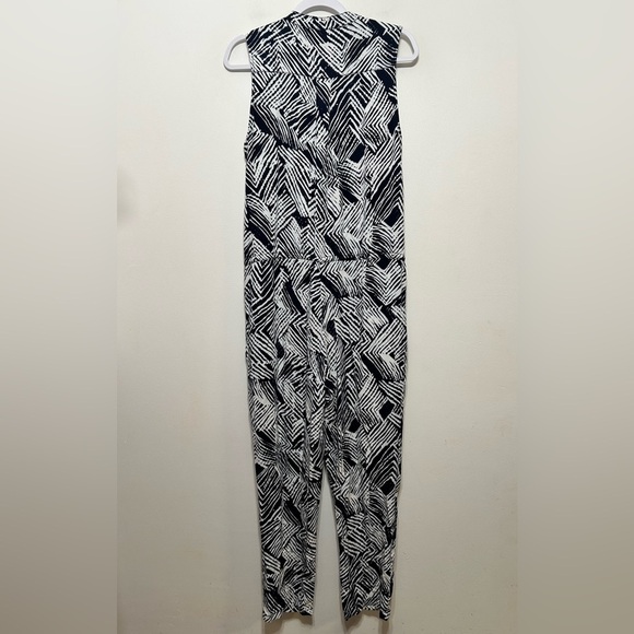 Trina Turk Zandra Woodblock Graphic Sleeveless Jumpsuit - Picture 7 of 11